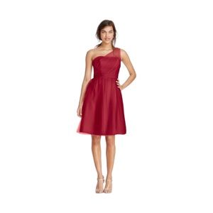 NWT David’s Bridal Apple Red Tulle Short Bridesmaid Dress Size 12